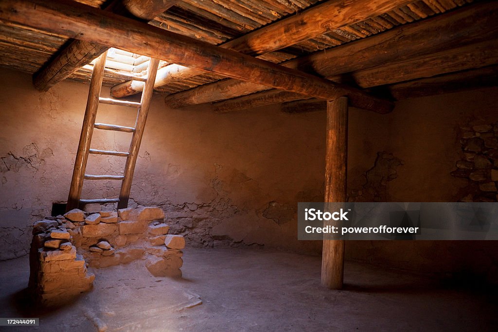 Kiva intérieur-Pecos National Monument - Photo de Prise de vue en intérieur libre de droits