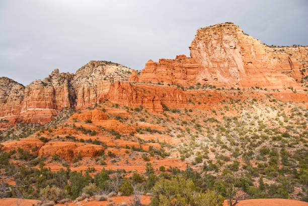 istock Lee Mountain - Sedona's Southern Sentinel 172444092