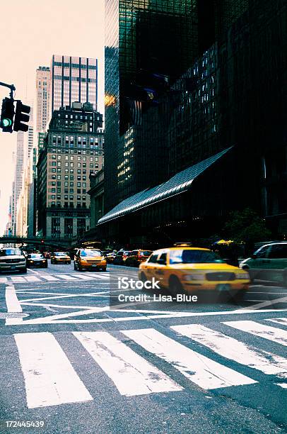 교통 뉴욕 42번가에 대한 스톡 사진 및 기타 이미지 - 42번가, 거리, 건널목