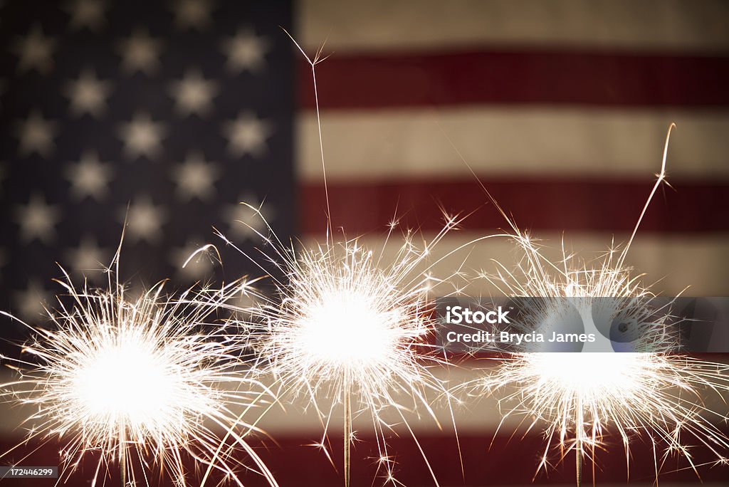 アメリカ国旗の 3 つの Sparklers - 花火のロイヤリティフリーストックフォト
