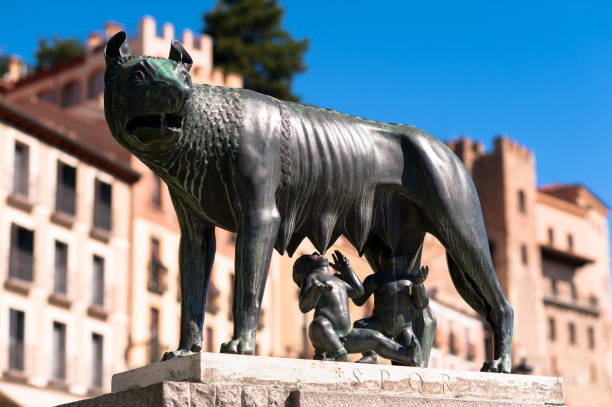 romolo e remo - piazza del campidoglio statue rome animal foto e immagini stock