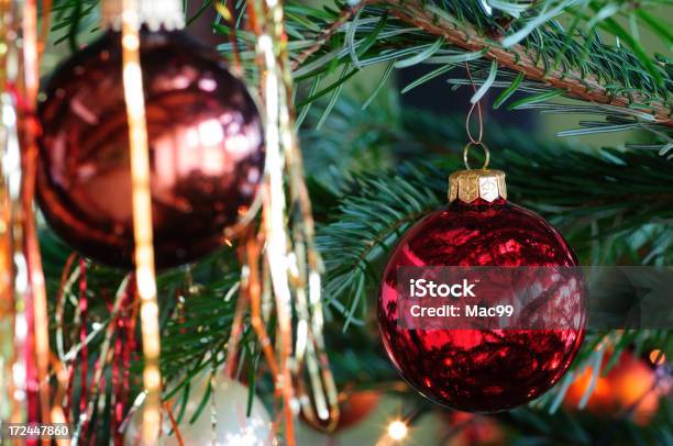 Palline Di Natale - Fotografie stock e altre immagini di Abete - Abete, Albero, Albero di natale