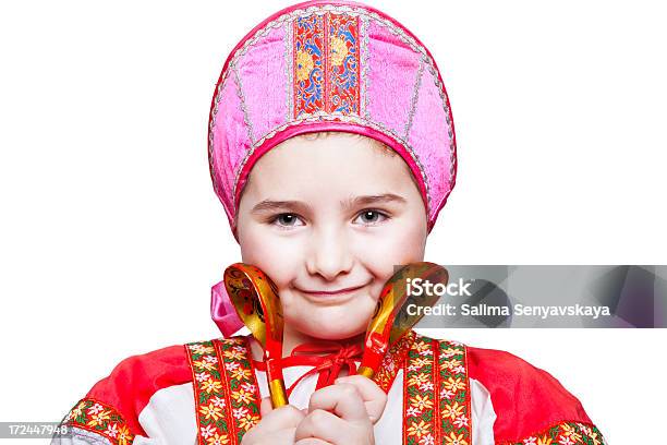 少女の本格的なロシアの服 - 1人のストックフォトや画像を多数ご用意 - 1人, エンパイアドレス, ドレス