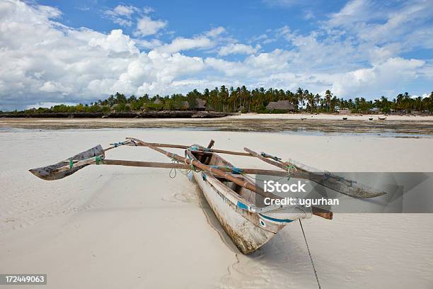 Maré Alta - Fotografias de stock e mais imagens de Alterações climáticas - Alterações climáticas, Ao Ar Livre, Areia