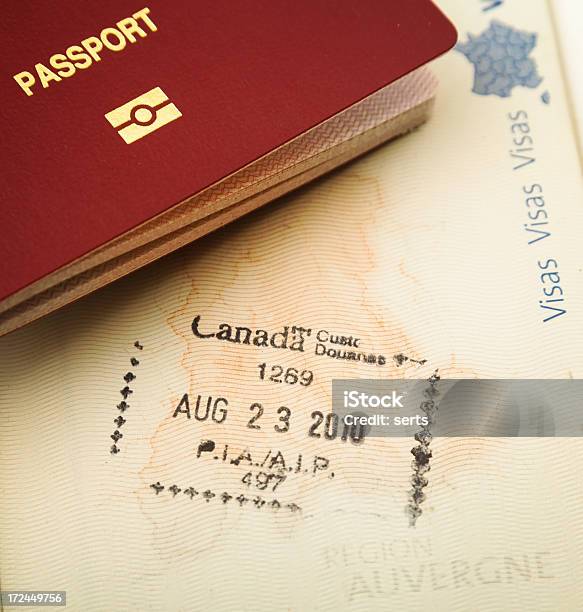 Photo libre de droit de Canada Douane Timbre banque d'images et plus d'images libres de droit de Émigration et immigration - Émigration et immigration, Passeport, Tampon de visa