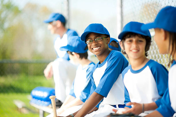 istock Diverse Boys Youth League Baseball Team 172453424
