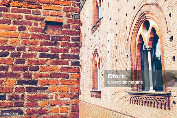 Fenster Des Mittelalterlichen Gebäude Stockfoto und mehr Bilder von Alt - Alt, Bauwerk, Bildkomposition und Technik