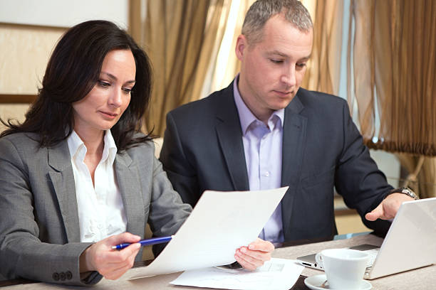 istock Business partners working in restaurant. 172457240