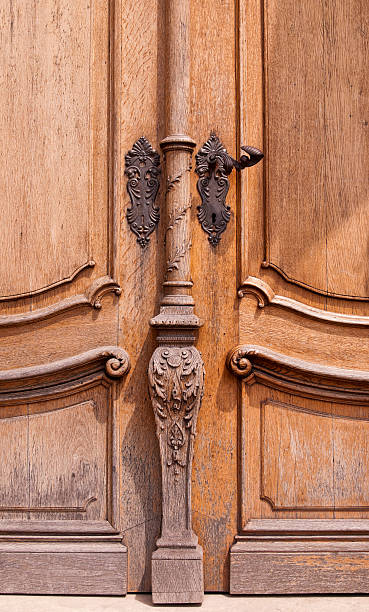 istock Old style door of wood 172457621
