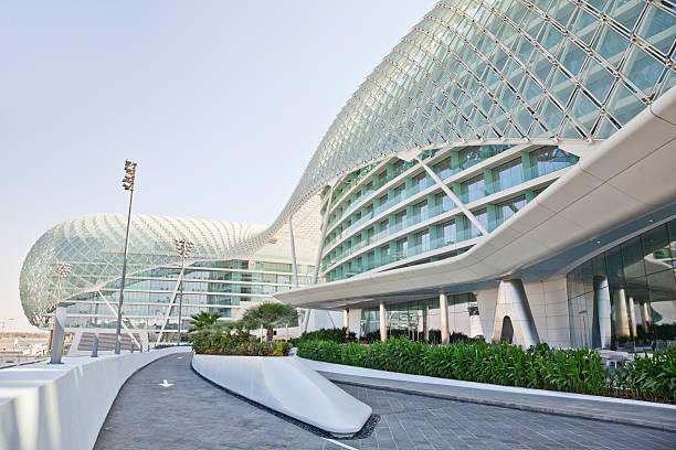 yas marina island abu dhabi - abu dhabi stok fotoğraflar ve resimler