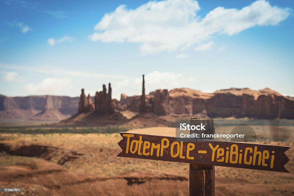 Mastro Totémico no Parque Nacional do Deserto de Monument valley - Royalty-free Ao Ar Livre Foto de stock