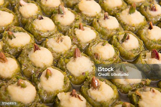 Dessert - Fotografie stock e altre immagini di Arabesco - Stili - Arabesco - Stili, Asia Occidentale, Baklava