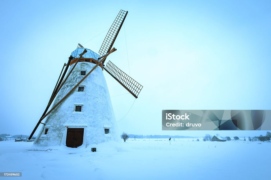Alten Windmühle im winter - Lizenzfrei Agrarbetrieb Stock-Foto