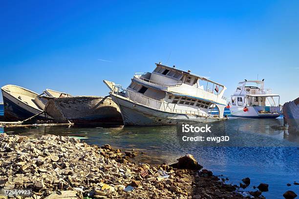 Photo libre de droit de Réparer Le Chantier Naval Hurghada Egypte banque d'images et plus d'images libres de droit de Afrique - Afrique, Asie de l'Ouest, Bateau de voyageurs