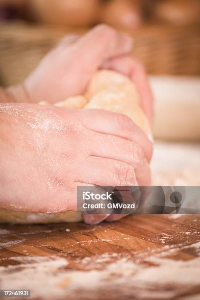 Impastare Limpasto - Fotografie stock e altre immagini di Attrezzatura - Attrezzatura, Biscotto secco, Cibo