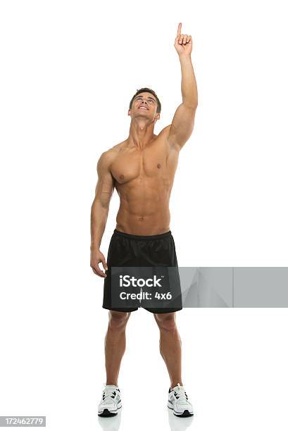 上半身裸の男性向けに設定 - 立てた指のストックフォトや画像を多数ご用意 - 立てた指, スポーツ, 筋肉質