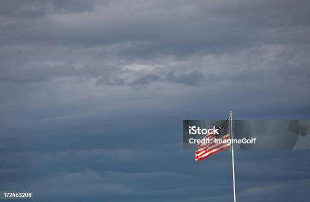 Foto de Bandeira Dos Estados Unidos e mais fotos de stock de 4 de Julho - 4 de Julho, Azul, Bandeira