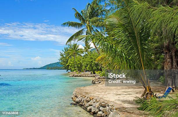 Moorea Lagoon Foto de stock y más banco de imágenes de Agua - Agua, Aire libre, Azul