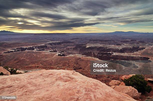 Canyonlands Alba Paesaggio Utah Stati Uniti - Fotografie stock e altre immagini di Alba - Crepuscolo - Alba - Crepuscolo, Ambientazione esterna, Arancione