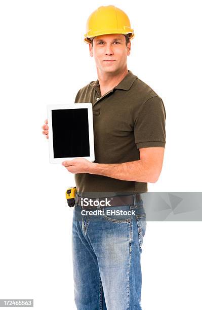 Konstruktion Auftragnehmer Carpenter Mit Digitalen Tabletisoliert Auf Weißem Hintergrund Stockfoto und mehr Bilder von Arbeiter
