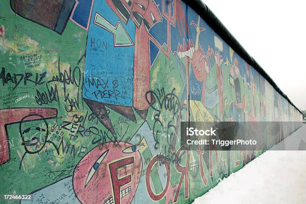 Muro De Berlim - Fotografias de stock e mais imagens de Muro de Berlim - Muro de Berlim, Grafite - Produto Artístico, Leste