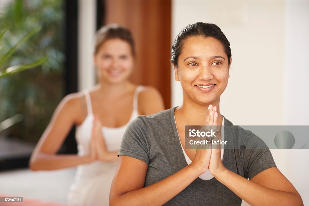 Yoga manos de oración - Foto de stock de Actividades y técnicas de relajación libre de derechos