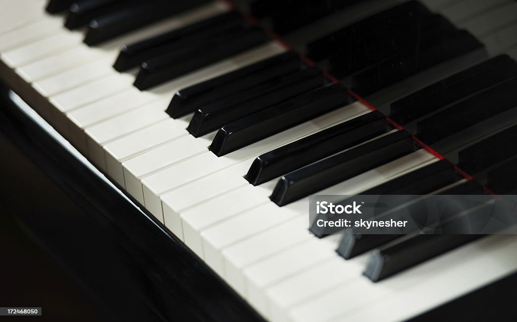 Klawiszy fortepianu. - Zbiór zdjęć royalty-free (Bez ludzi)