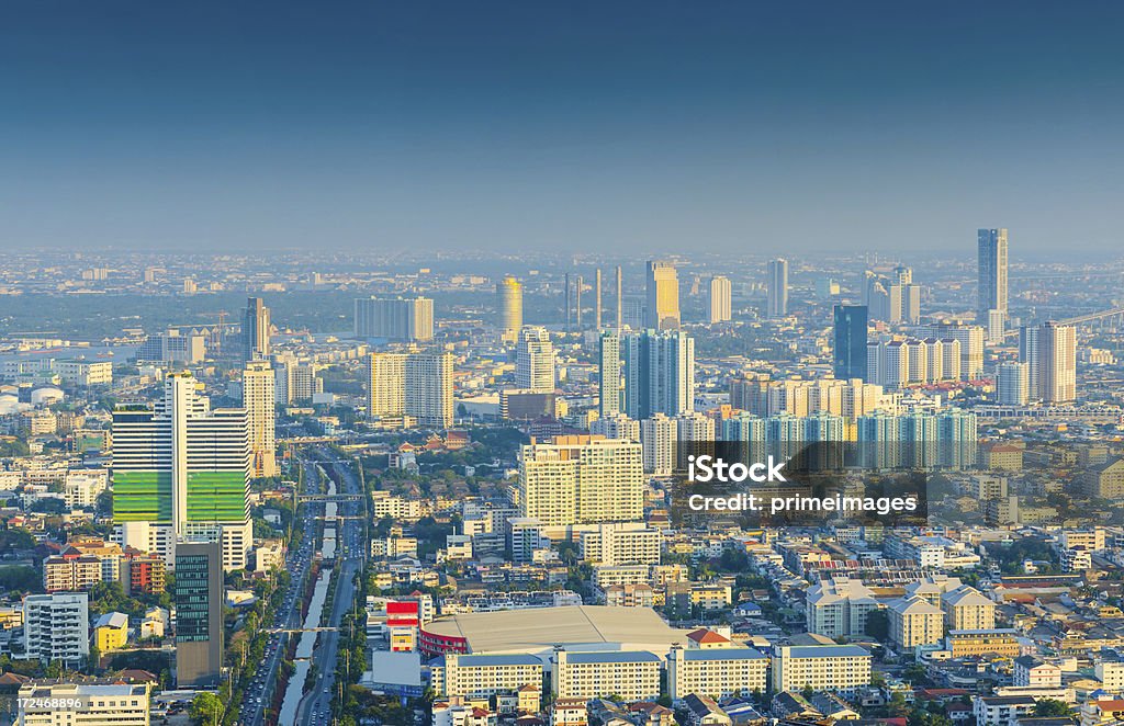 Vista panoramica del paesaggio urbano di Bangkok Tailandia - Foto stock royalty-free di Affari