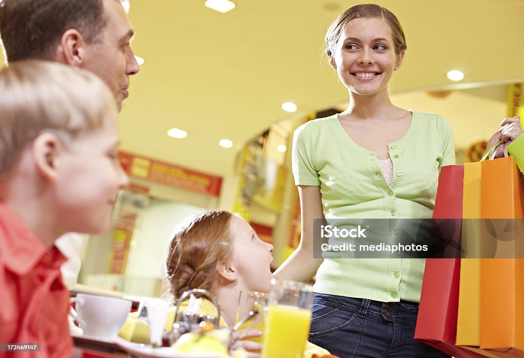 Después de ir de compras - Foto de stock de Bolsa de la compra libre de derechos