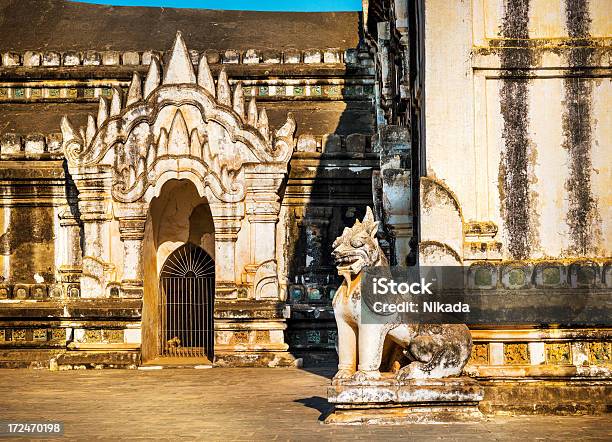 Stary Pagoda Wejście W Birmie - zdjęcia stockowe i więcej obrazów Antyki - Antyki, Archeologia, Architektura
