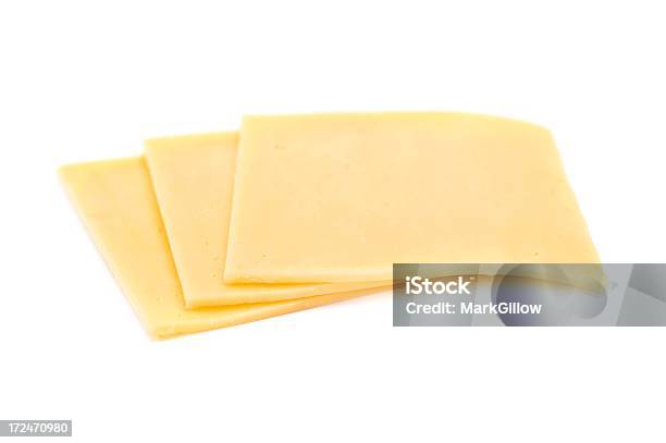 Rodajas De Queso Foto de stock y más banco de imágenes de Alimento - Alimento, Alimento conservado, Amarillo - Color
