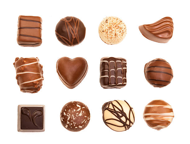 шоколадные трюфели ассортимент - food valentines day color image photography стоковые фото и изображения