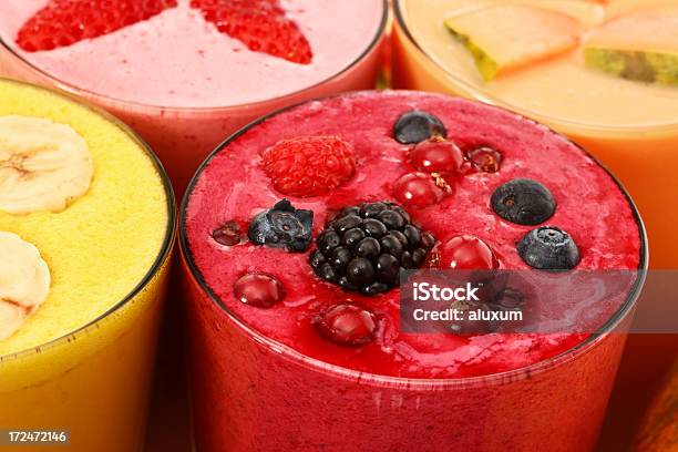 Foto de Smoothies e mais fotos de stock de Macrofotografia - Macrofotografia, Smoothie, Alimentação Saudável