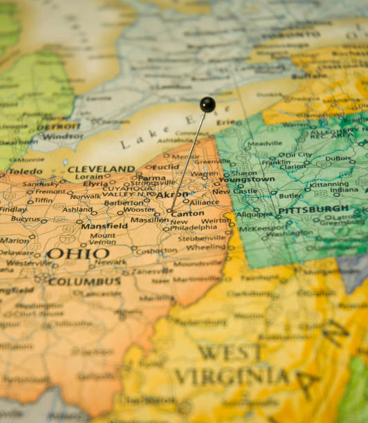 istock Map Of Canton Ohio With Travel Pin Macro 172472654