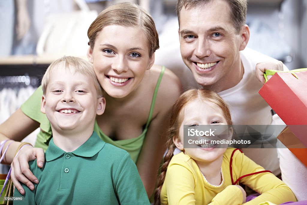 Família feliz - Royalty-free 30-34 Anos Foto de stock