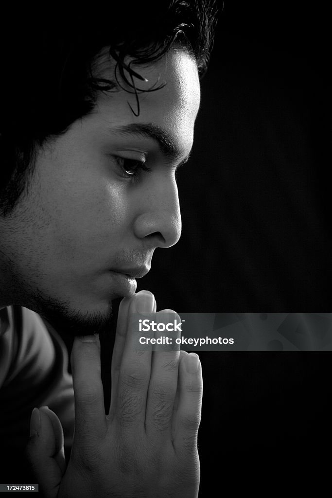 Retrato de un joven hombre árabe, - Foto de stock de 20-24 años libre de derechos