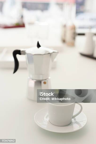 Chávena De Café Com Moka Pot - Fotografias de stock e mais imagens de Assado - Assado, Bebida, Bebida Não Alcoólica