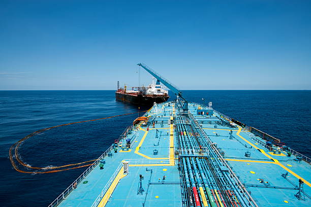 fpso operação - oil shipping industrial ship oil tanker imagens e fotografias de stock