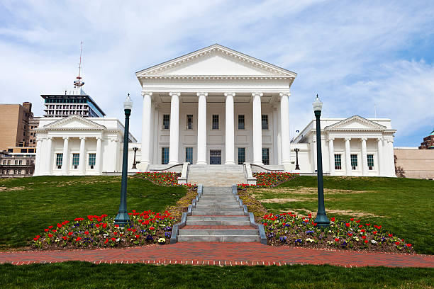 istock Virginia State Capitol In Richmond, VA During The Spring 172474877