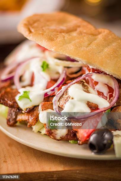 Tomas Aéreas Con Giro Foto de stock y más banco de imágenes de Aceituna - Aceituna, Alimento, Asado al pincho