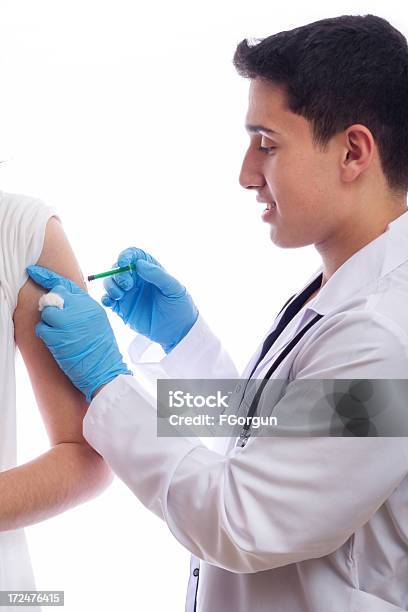 Foto de Vacina De Aplicação e mais fotos de stock de Adulto - Adulto, Ansiedade, Antibiotico