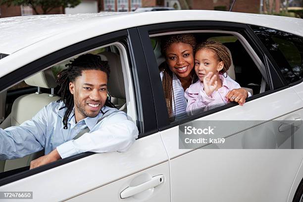 Photo libre de droit de Famille En Voiture banque d'images et plus d'images libres de droit de Afro-américain - Afro-américain, Voiture, Famille