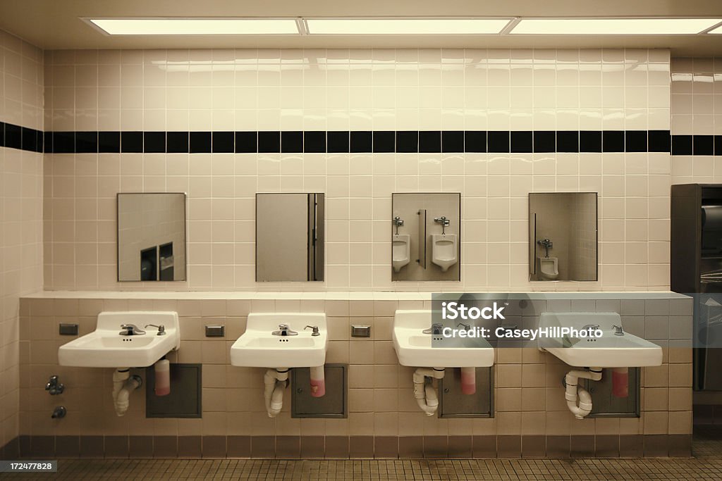 Öffentliche Toilette - Lizenzfrei Öffentliche Toilette Stock-Foto
