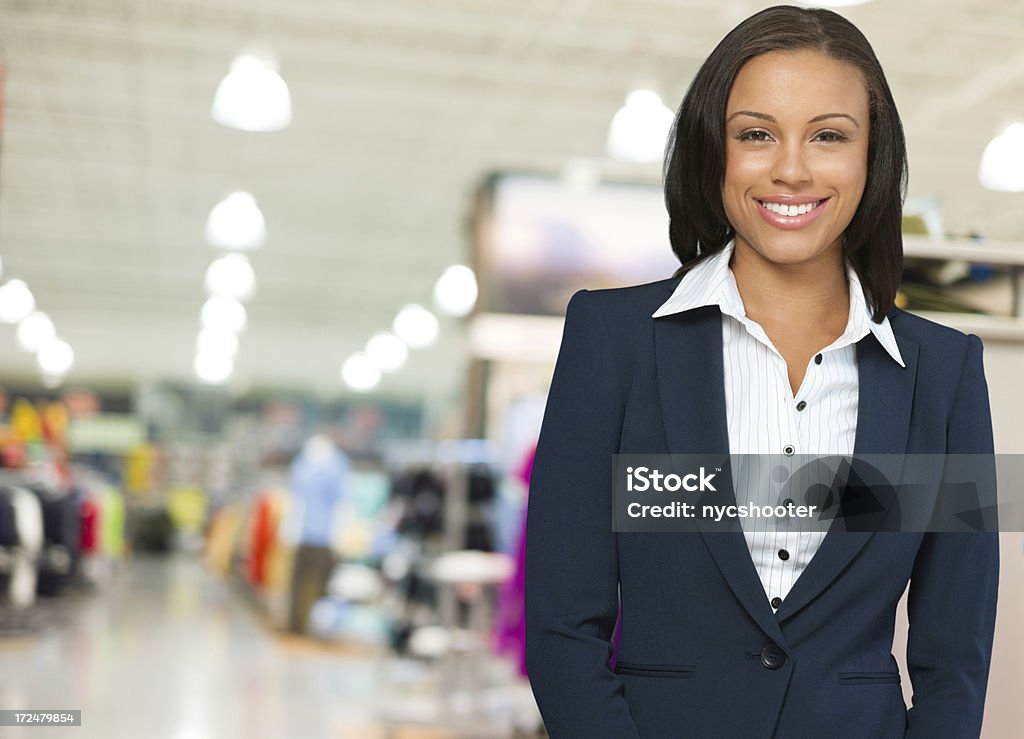 happy store manager - Lizenzfrei Afrikanischer Abstammung Stock-Foto