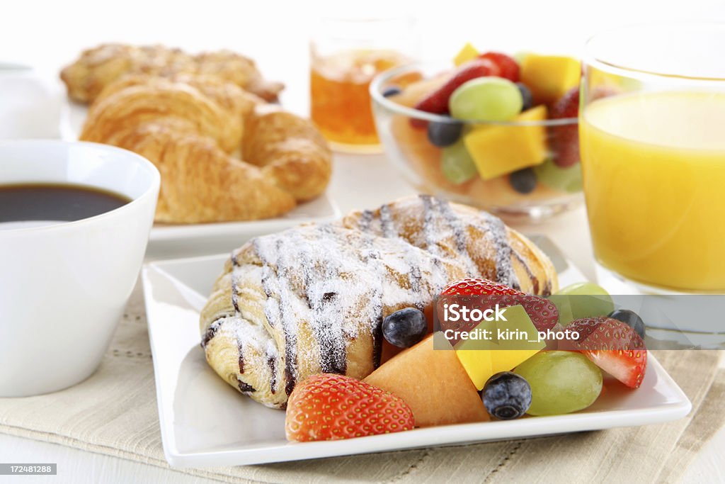 Tavolo per la prima colazione - Foto stock royalty-free di Alimentazione sana