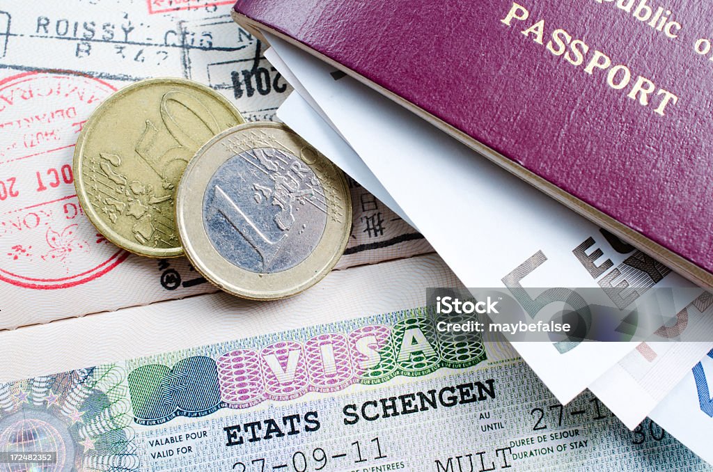 Visto per i paesi dell'area schengen - Foto stock royalty-free di Agente doganale