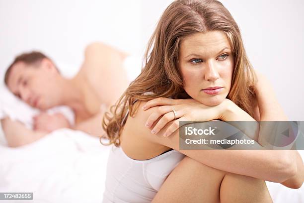 Paar In Trouble Stockfoto und mehr Bilder von Sex - Sexuelle Themen - Sex - Sexuelle Themen, Problem, Zweifel