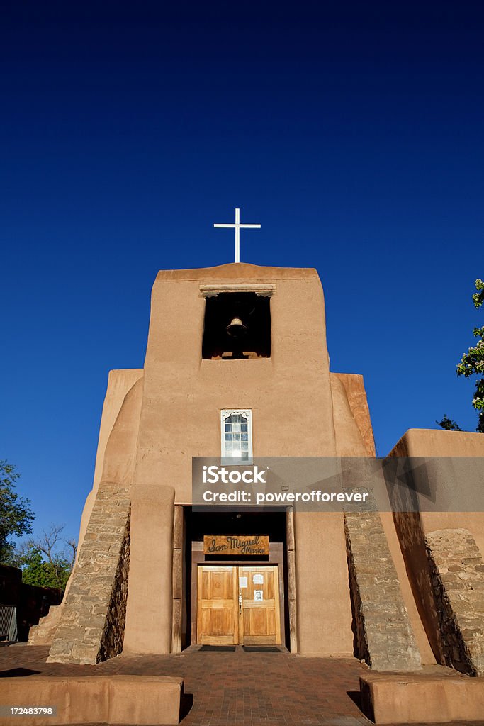 Misión de San Miguel y Santa Fe, nuevo méxico - Foto de stock de Adobe libre de derechos