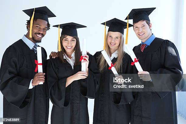 Graduación Foto de stock y más banco de imágenes de 18-19 años - 18-19 años, 20-24 años, Adulto