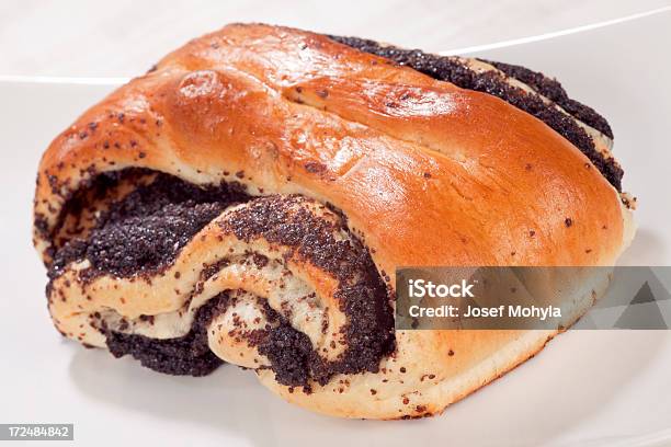 Dolce Papavero Roll - Fotografie stock e altre immagini di Brioche - Dolci - Brioche - Dolci, Cibi e bevande, Cibo